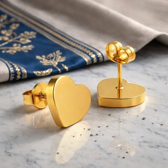 18K Gold Plated Stainless Steel White Shell Heart Toggle Necklace Earrings Set - Picture 5 of 12